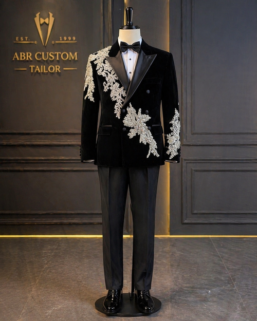 Black Velvet Double-Breasted Tuxedo with Rhinestone Appliqué – Peak Lapel